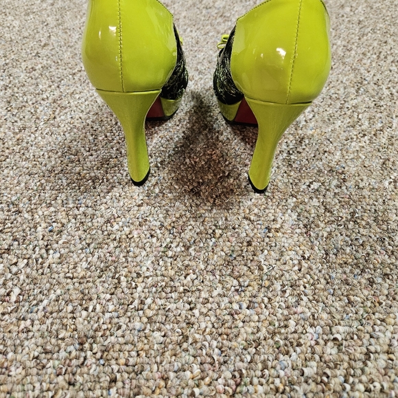 Lime Green Heels - Picture 5 of 5